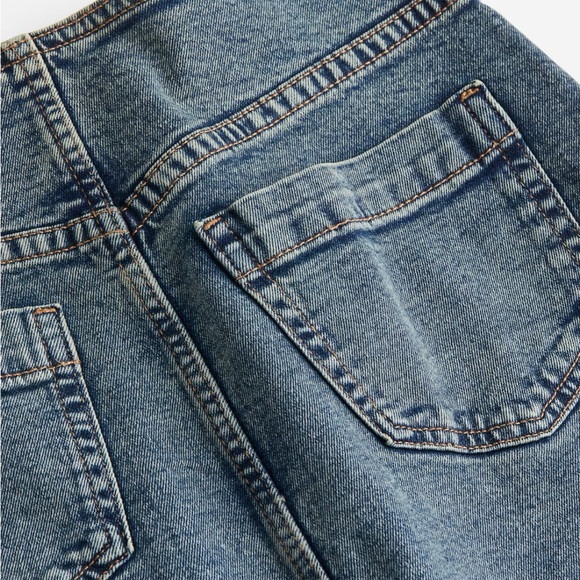 H&M Blue Denim Pencil Skirt - Picture 3 of 11